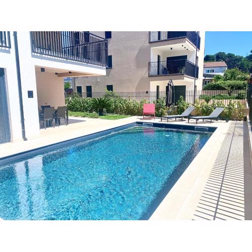 Apartment Intrada