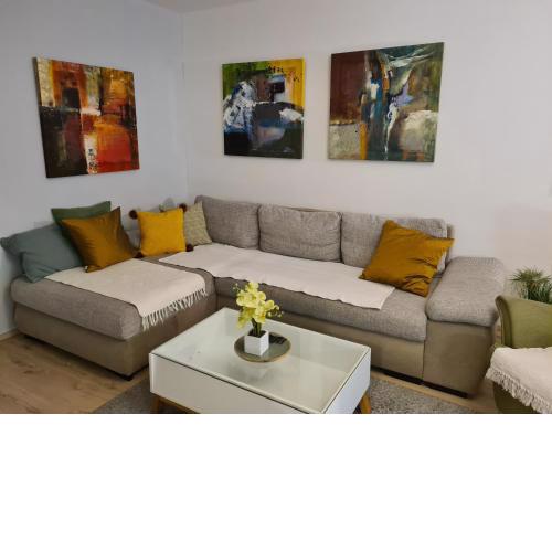 Apartment ISMENS