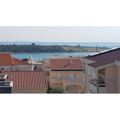 Apartment Iso