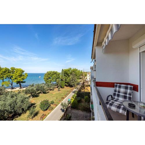 Apartment Ivana with Sea View - Pet Friendly
