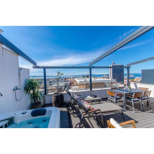 Apartment Jacuzzi Sky