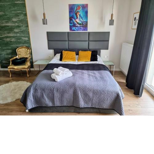 Apartment Jana Kazimierza Wola by Noclegi Renters