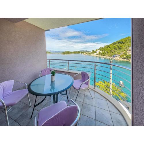 Apartment Jasmina-2 by Interhome