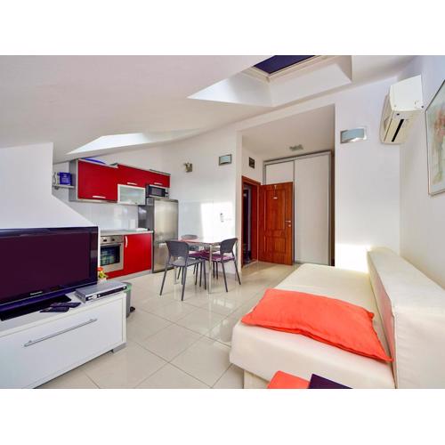 Apartment Jasmina-4 by Interhome
