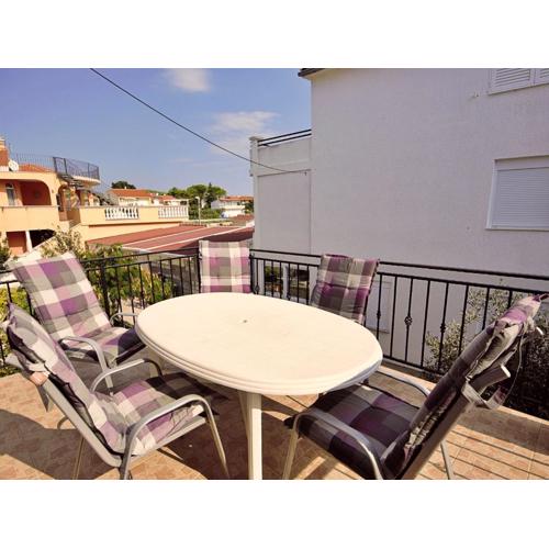 Apartment Josip-3 by Interhome