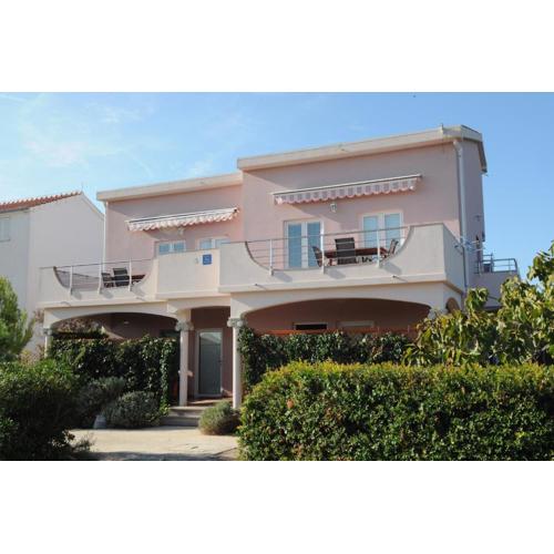 Apartment Josip