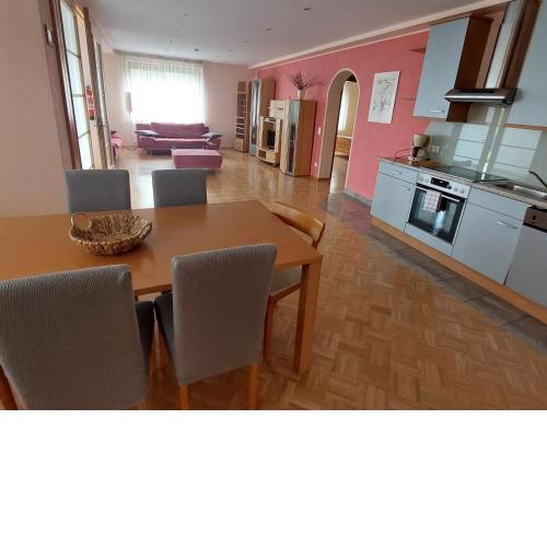Apartment Juni-Rose by Interhome