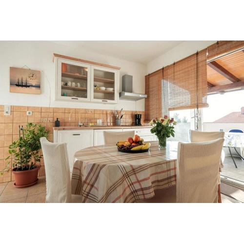 Apartment Kamenar 2
