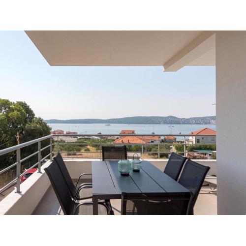 Apartment Karlo