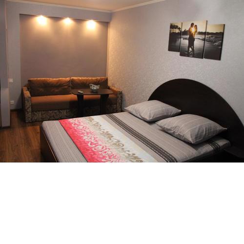 Apartment Katerynivska 8