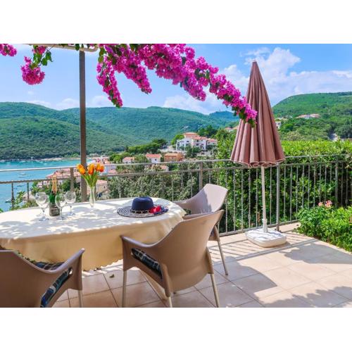 Apartment Klaudija by Interhome