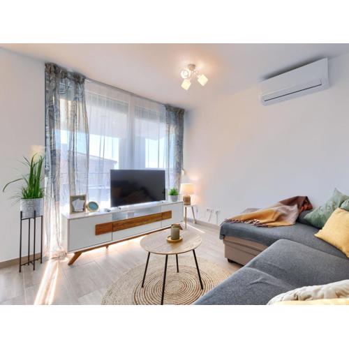 Apartment La Mar 1 by Interhome