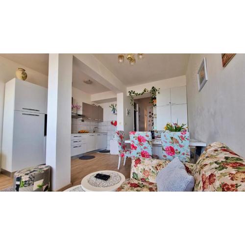 Apartment Lada