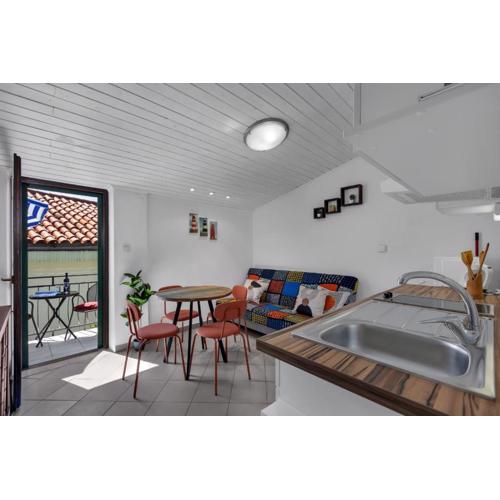 APARTMENT LANTERNA
