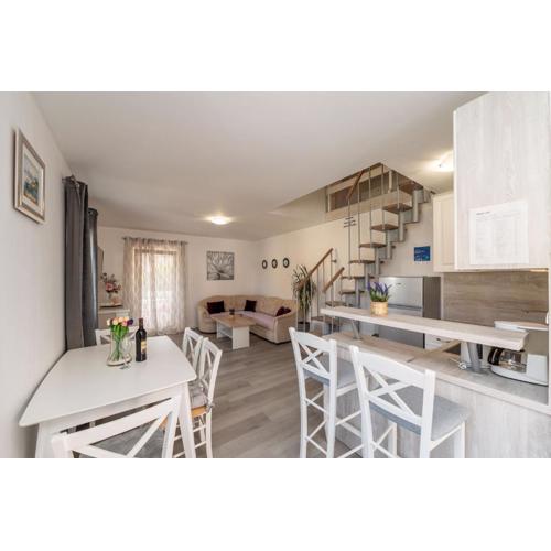 APARTMENT LEO NOVALJA