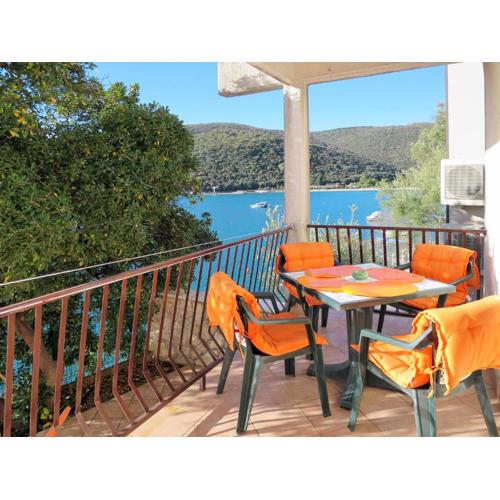 Apartment Lili - RAC140 by Interhome