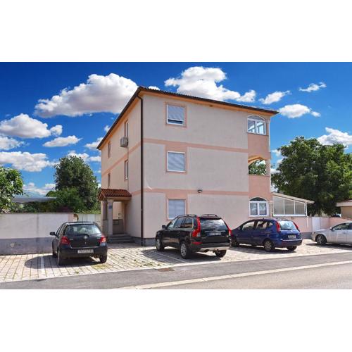 Apartment Livio 2257