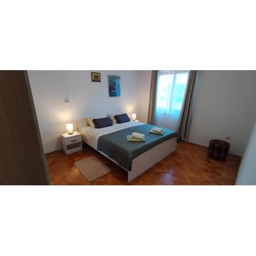 Apartment Lovor
