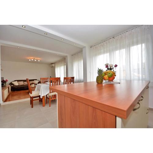 Apartment Lovre