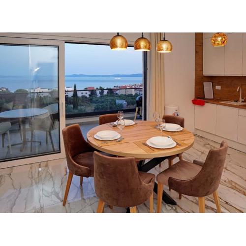 Apartment Luka with pool & jacuzzi