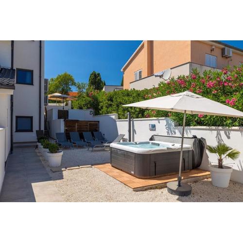 Apartment Lux