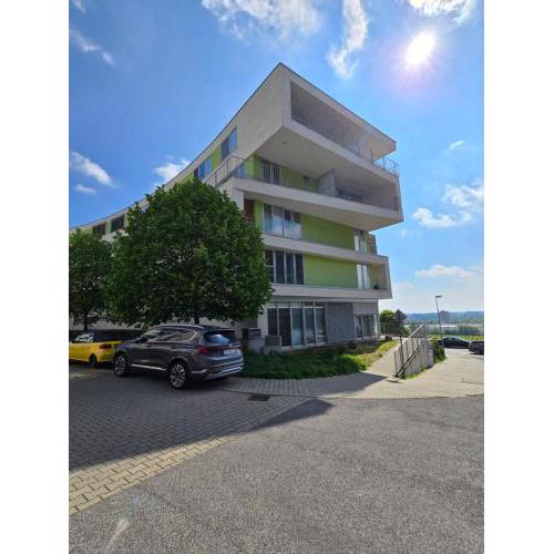 Apartment Majko with free parking
