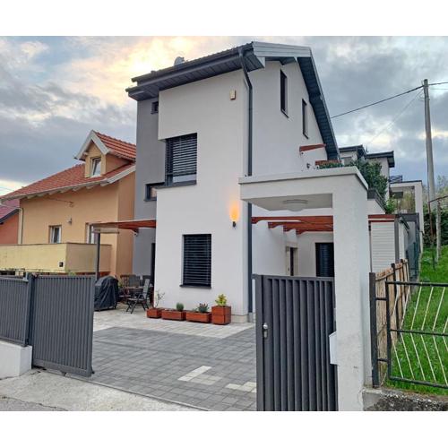 Apartment Maksimir Yard Zagreb