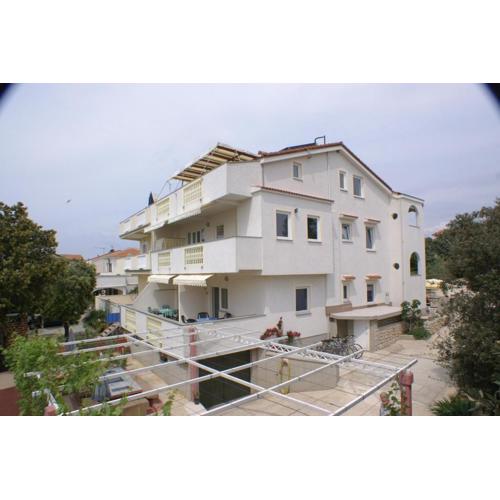 Apartment Mandre 4098d