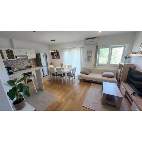 Apartment Mariela, Murter