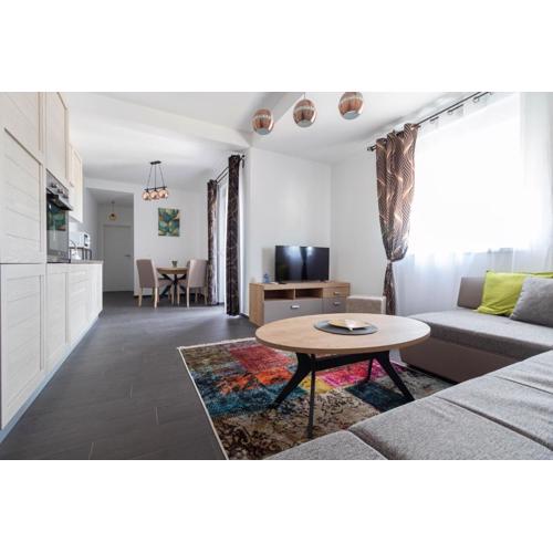 Apartment Martina near the beach - by TA Leut Agency