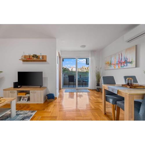 Apartment Maya by Litto