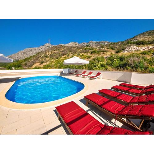 Apartment Meridiana-4 by Interhome