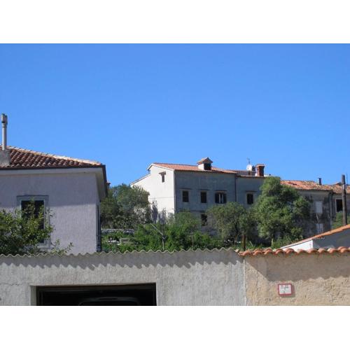 Apartment Mici 1