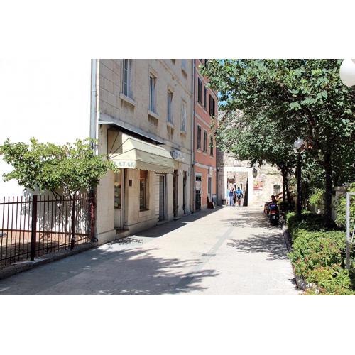 Apartment Mimica-Croatia , Omis , Center