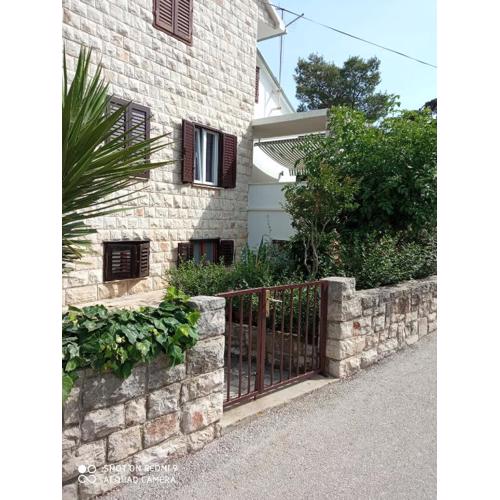 Apartment M&J Supetar