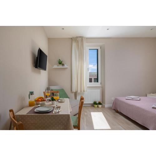 Apartment More