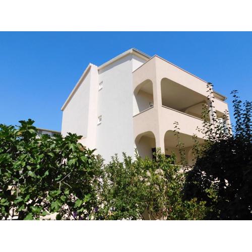 Apartment Mršo