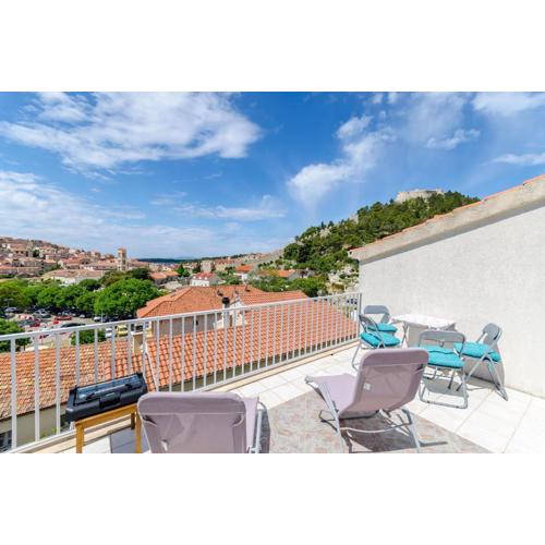 Apartment Near city center