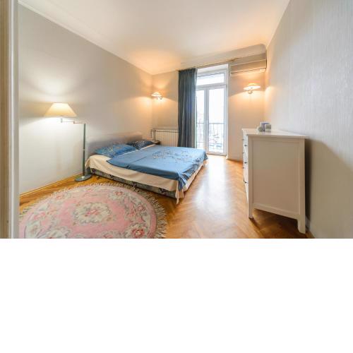 Apartment near Olympic Stadium
