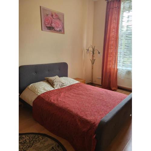 Apartment near St. Elizabeth Church