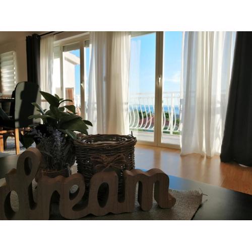 Apartment near the sea-self check-in