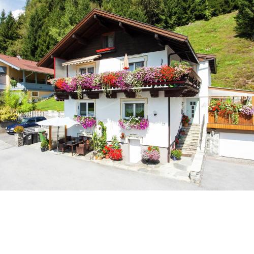 Apartment near the ski area in Stuhlfelden