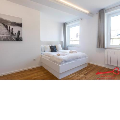 Apartment Nearto Old Town Sebastiana street