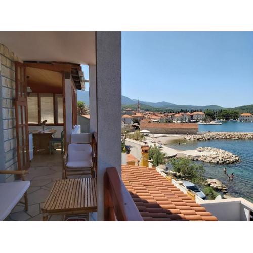 Apartment Next to the sea