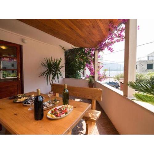 Apartment Nina & Kate - Comfort One Bedroom Apartment with Terrace and Sea View