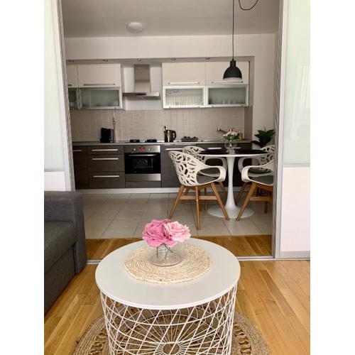 Apartment Nina