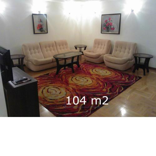 Apartment Nowiniarska near the Old Town