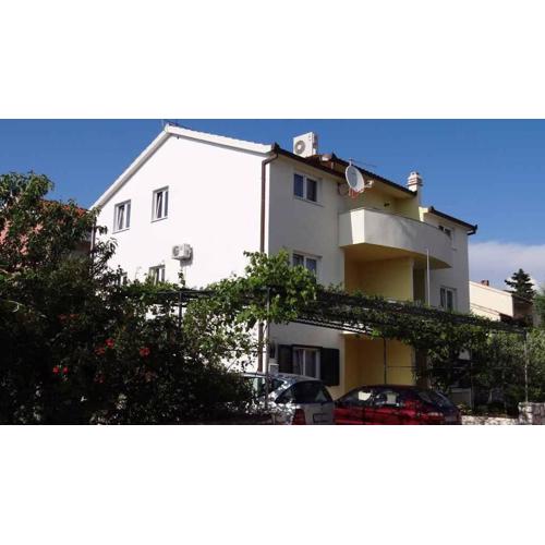 Apartment Okrug Gornji 32