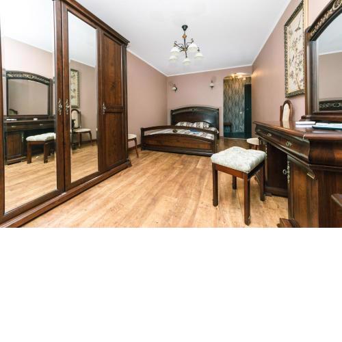 Apartment on Cheliabinska 19
