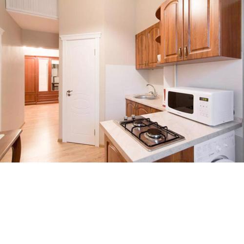 Apartment on Deribasovskaya 18